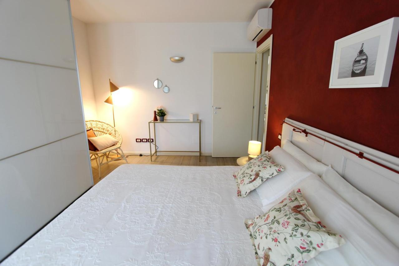 Ferienwohnung La Casa Di Cele Desenzano del Garda Exterior foto
