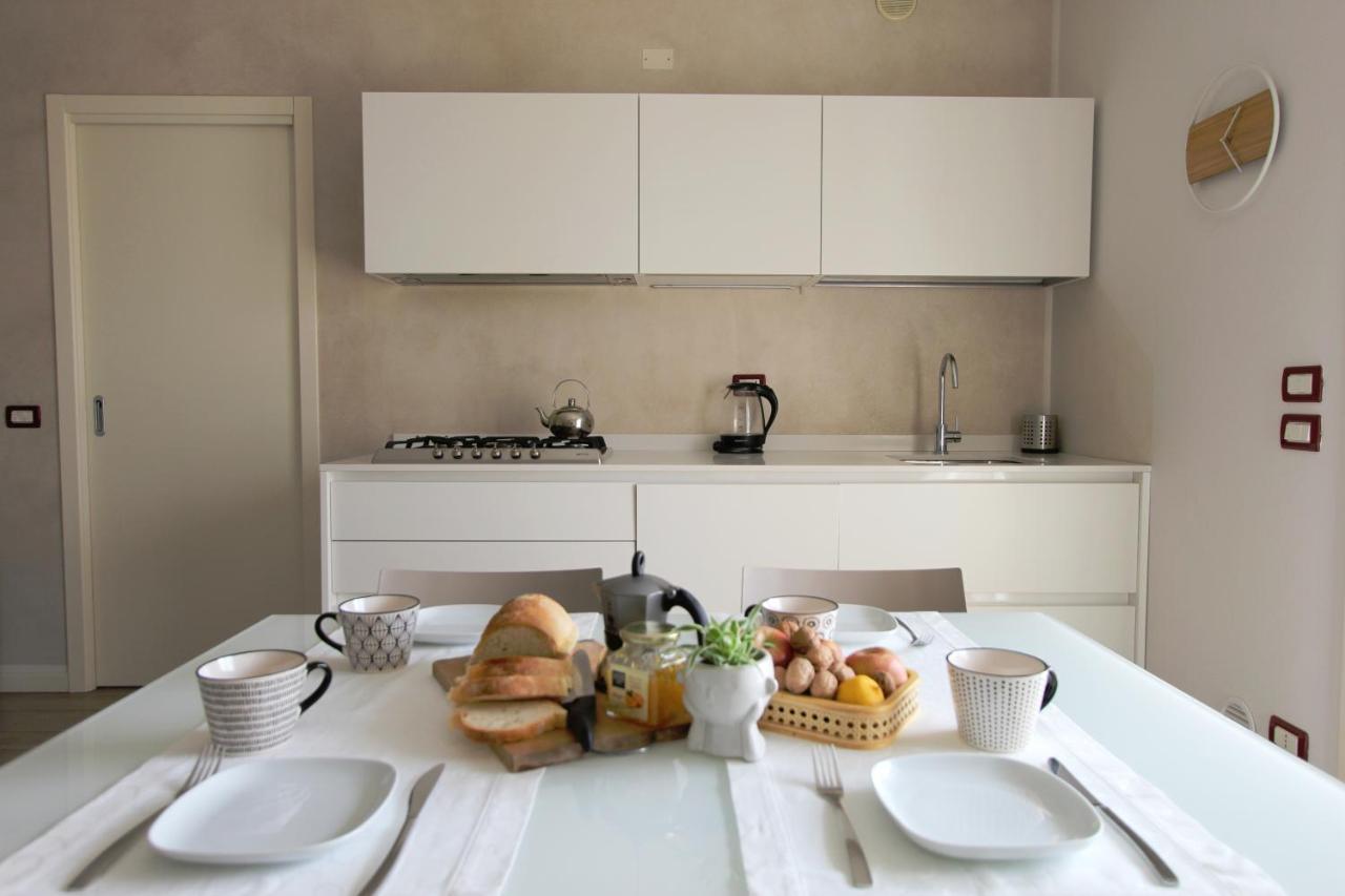 Ferienwohnung La Casa Di Cele Desenzano del Garda Exterior foto